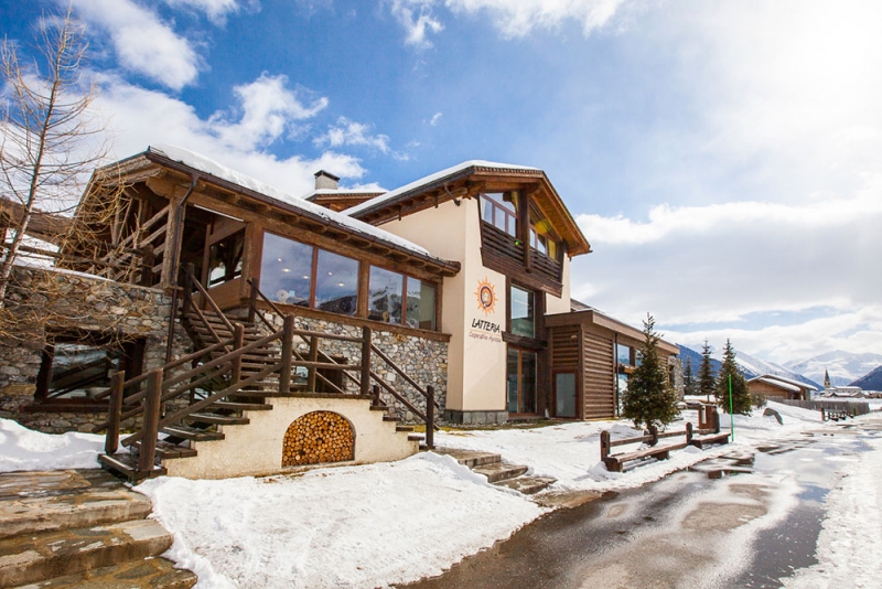 a9ccd7cd1c4267a50c67ac0bd7180172_L